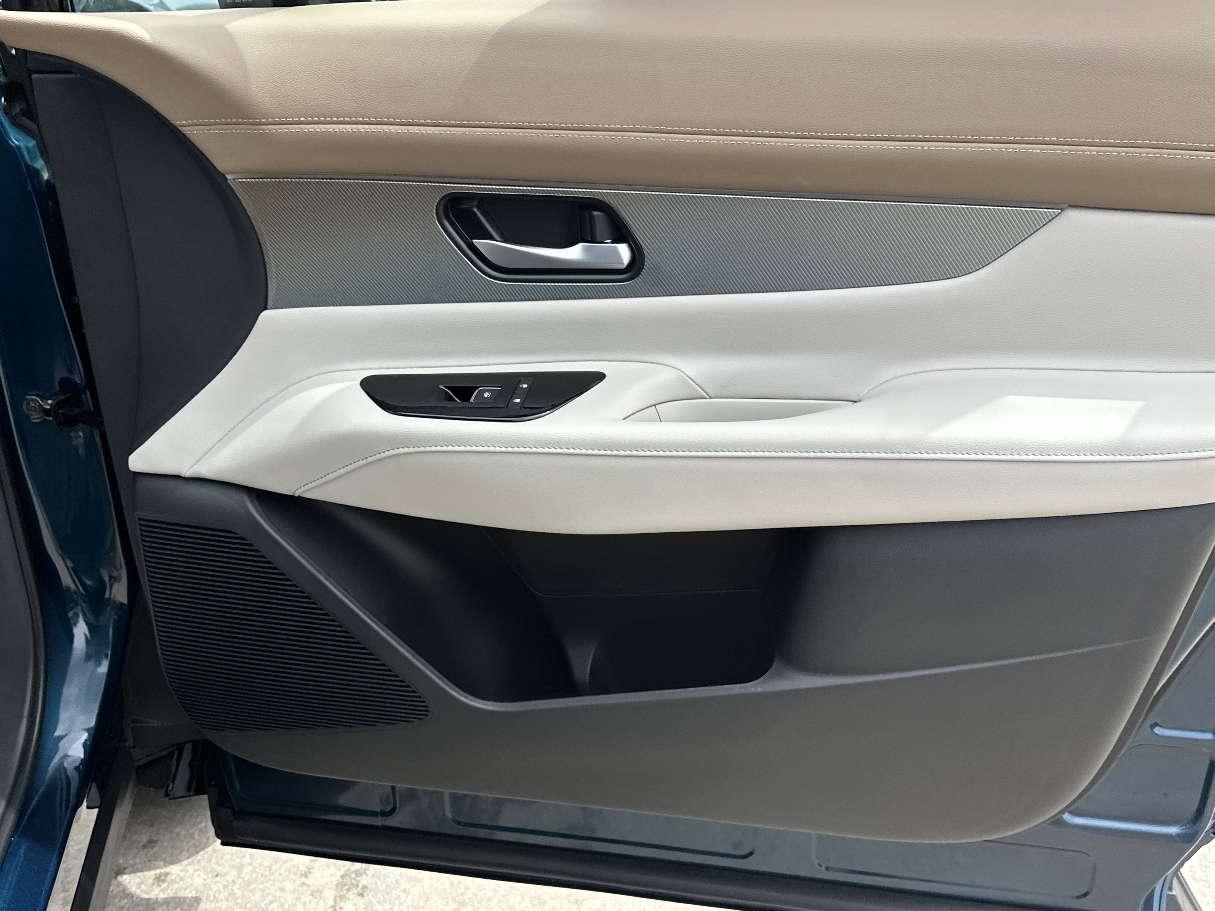 2025 Nissan Murano Platinum photo 5