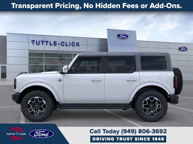 2025 Ford Bronco Outer Banks photo 3