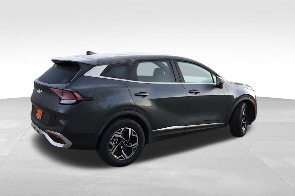2024 Kia Sportage LX photo 4