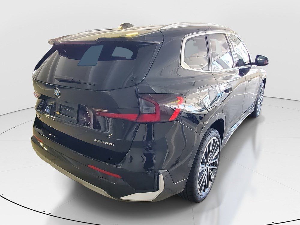 2025 Bmw X1 XDrive28i photo 2