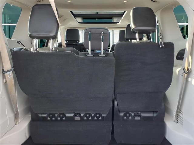 2017 Chrysler Pacifica Limited photo 4