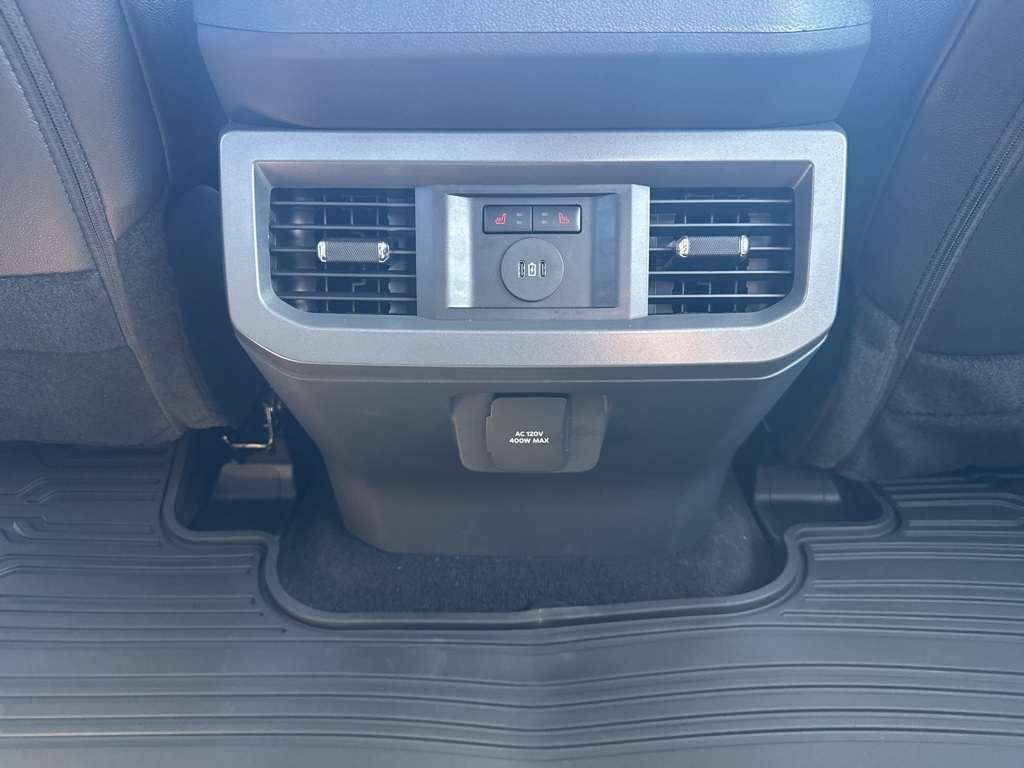 2026 Ford F-250 Lariat photo 23