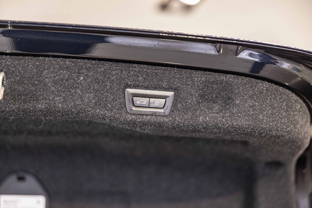 2025 BMW M5 - Image 17