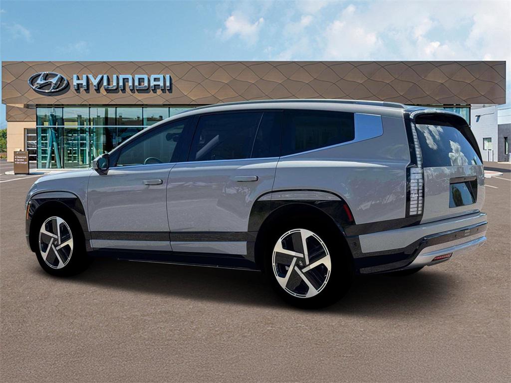 2026 Hyundai Ioniq Limited photo 4