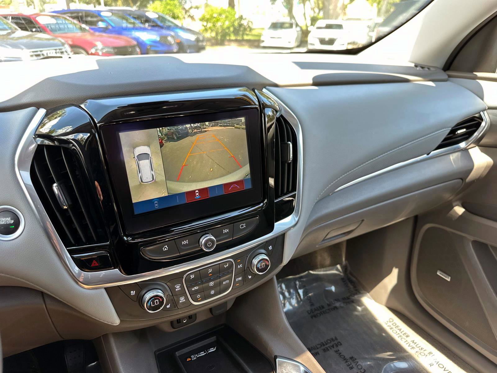 2019 Chevrolet Traverse Premier photo 25