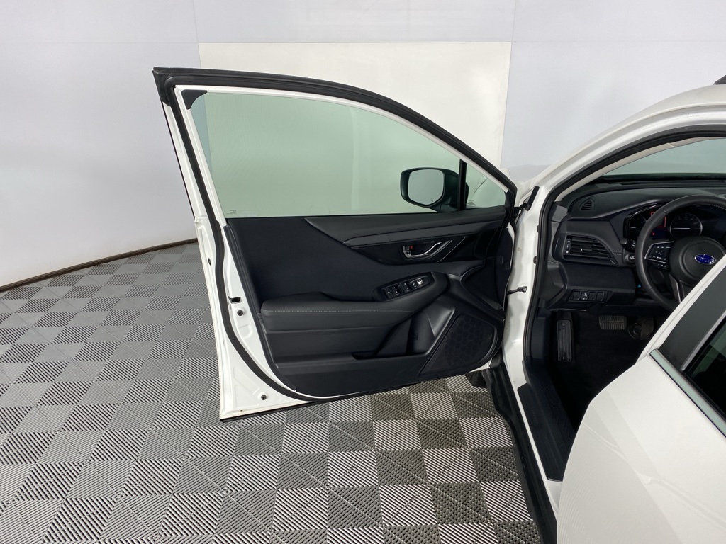 2025 Subaru Outback Premium photo 17