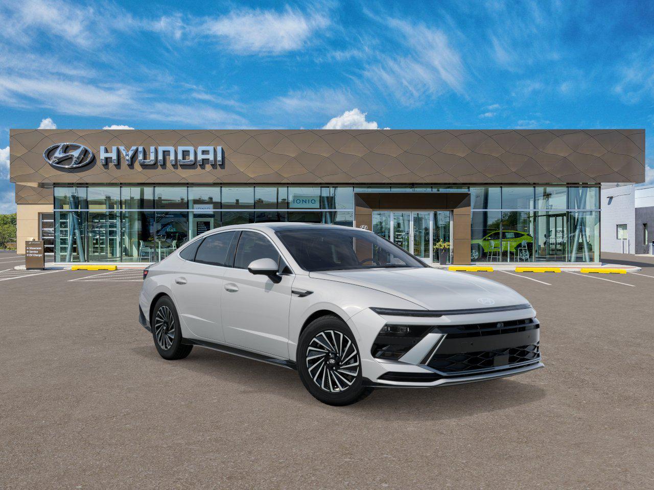 2025 Hyundai Sonata Hybrid Limited photo 2