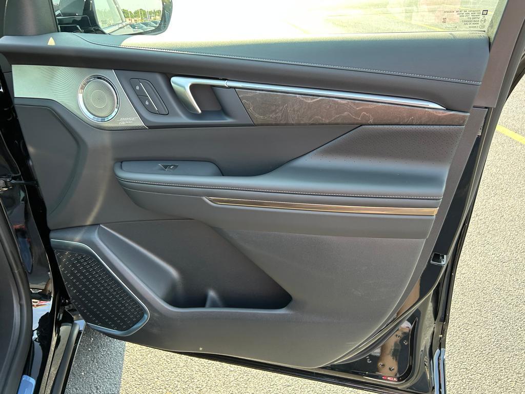 2026 Buick Enclave Avenir photo 18