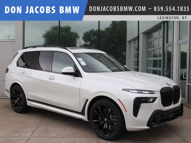 2026 BMW X7 40i's photo
