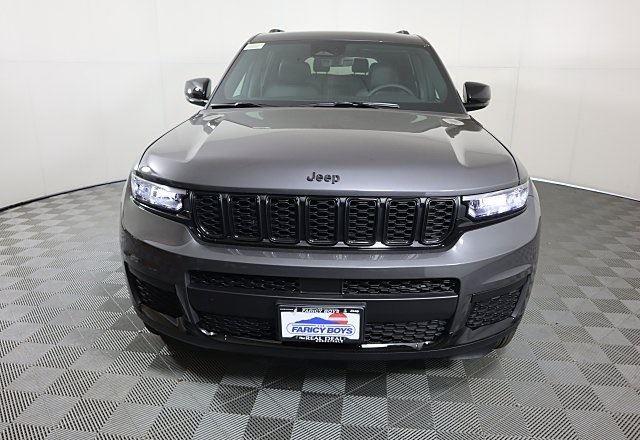 2025 Jeep Grand Cherokee Altitude X photo 3