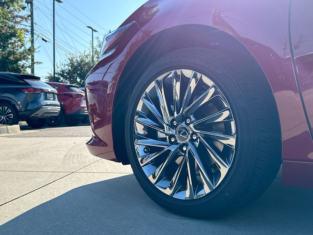 2025 Lexus ES 350 Ultra Luxury photo 13