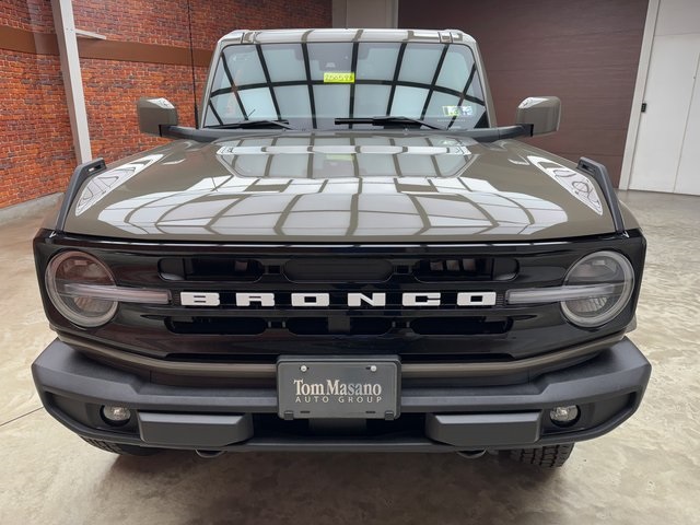 2025 Ford Bronco Outer Banks photo 8