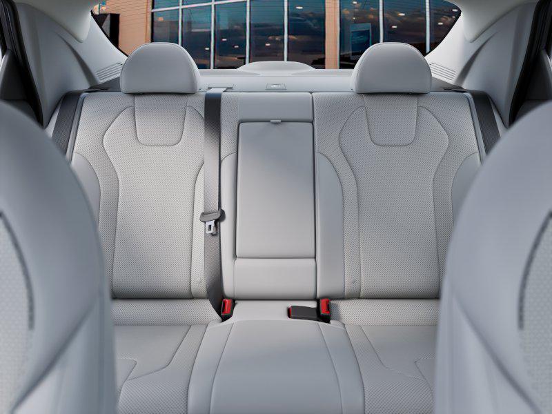 2025 Hyundai Elantra Limited photo 11