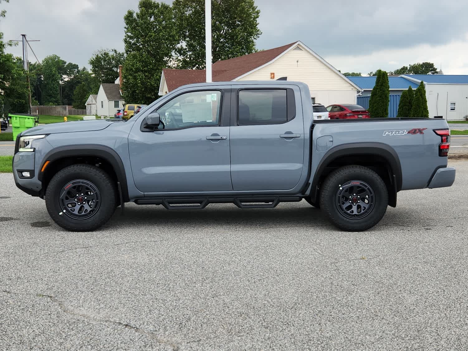 2025 Nissan Frontier Crew Cab PRO-4X photo 5