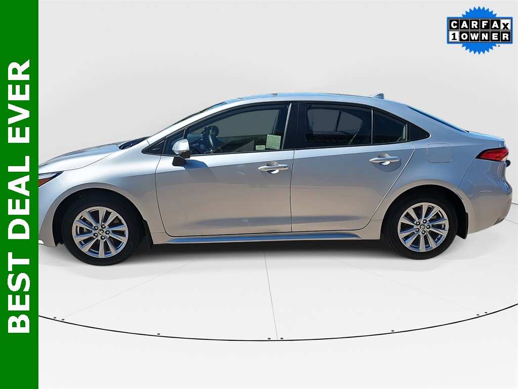 2024 Toyota Corolla Hybrid LE photo 6