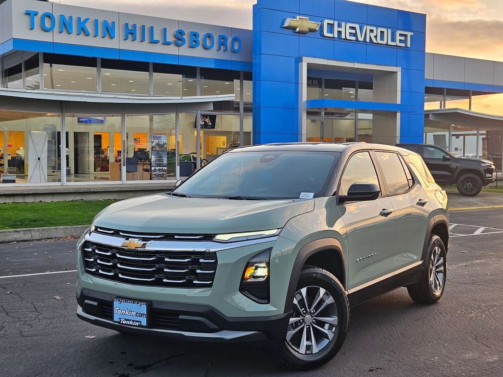 2026 Chevrolet Equinox LT photo 2