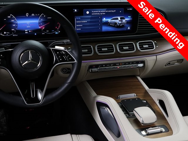 2025 Mercedes Benz GLS 450 4MATIC photo 16