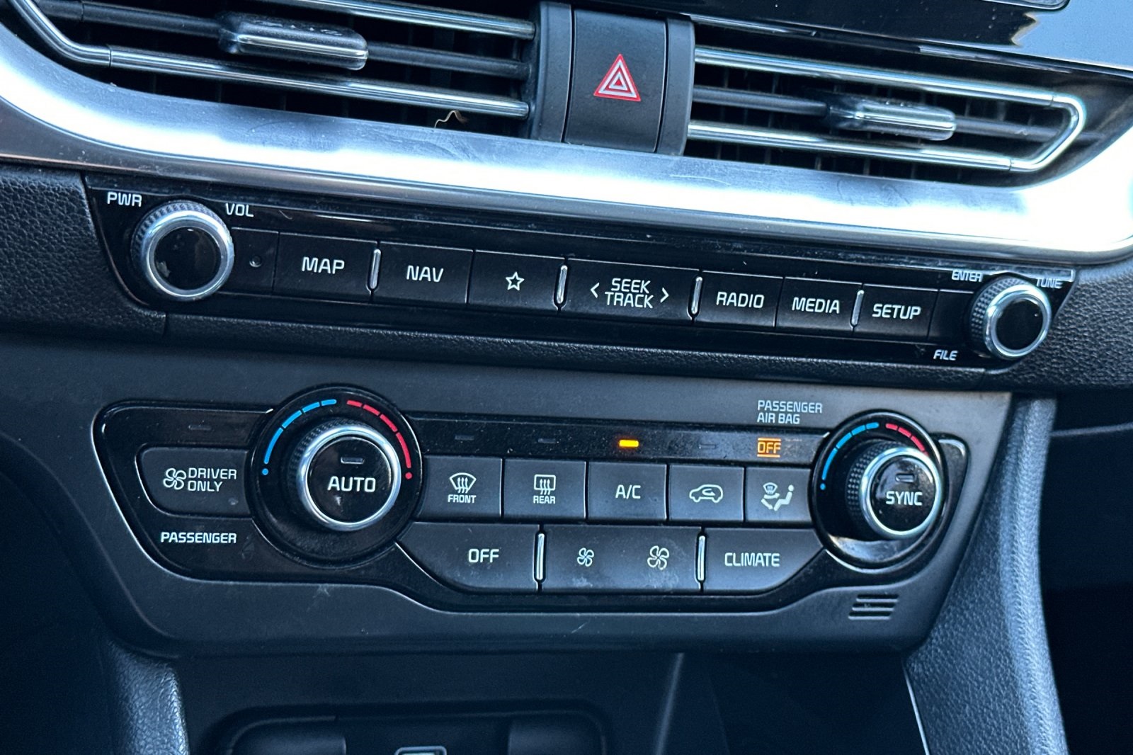 2022 Kia Niro EX Premium photo 24