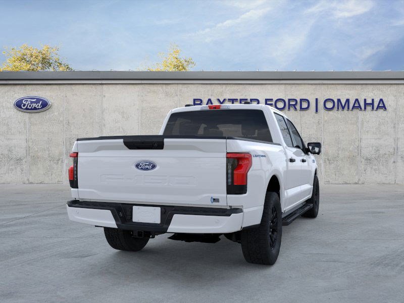 2025 Ford F-150 Lightning XLT photo 21