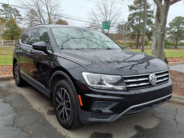 2021 Volkswagen Tiguan R-Line Black SEL photo 3