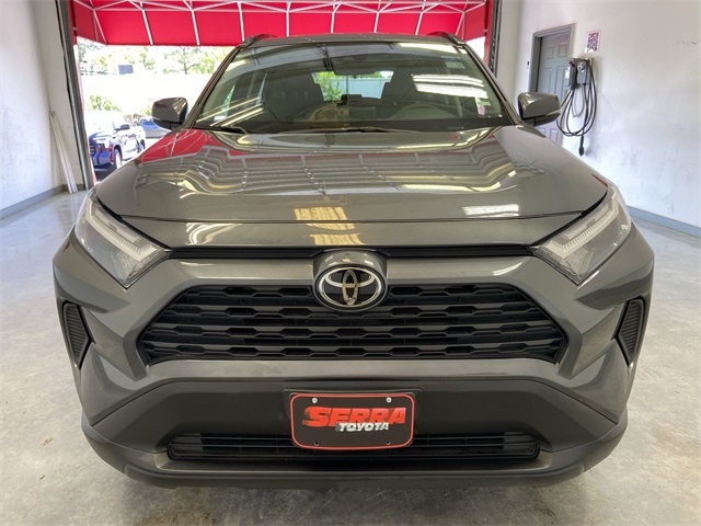 2024 Toyota RAV4 XLE photo 12
