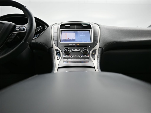 2019 Lincoln Nautilus Reserve photo 12