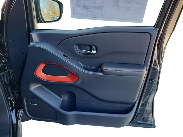 2025 Nissan Frontier PRO-4X photo 19