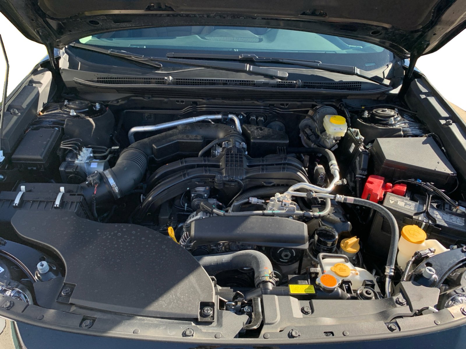 2025 Subaru Outback Touring photo 2