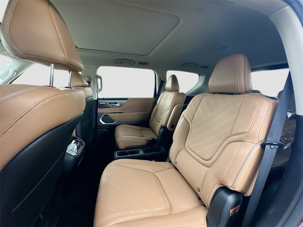 2026 Infiniti QX80 Luxe photo 24