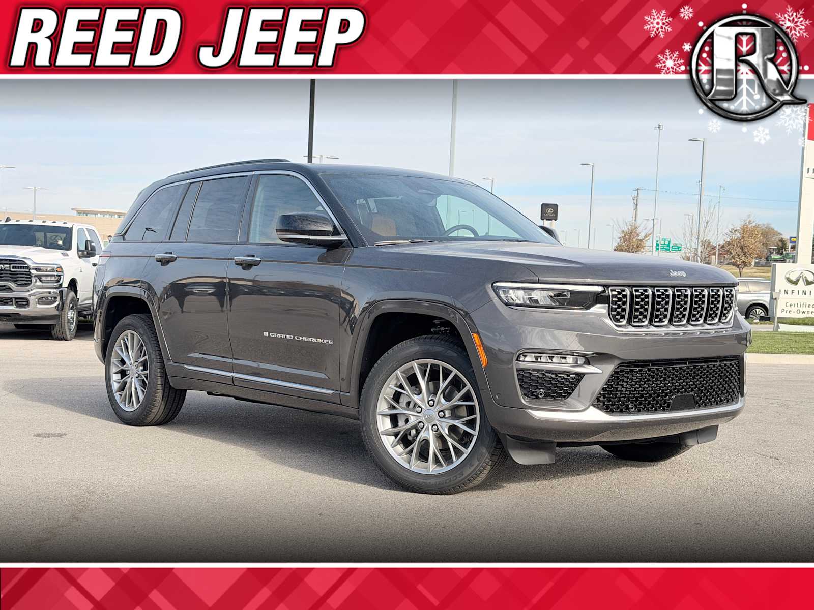 2025 Jeep Grand Cherokee Summit's photo