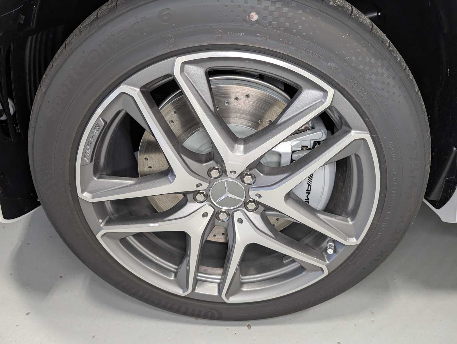 2026 Mercedes Benz GLE AMG 53 4MATIC photo 3