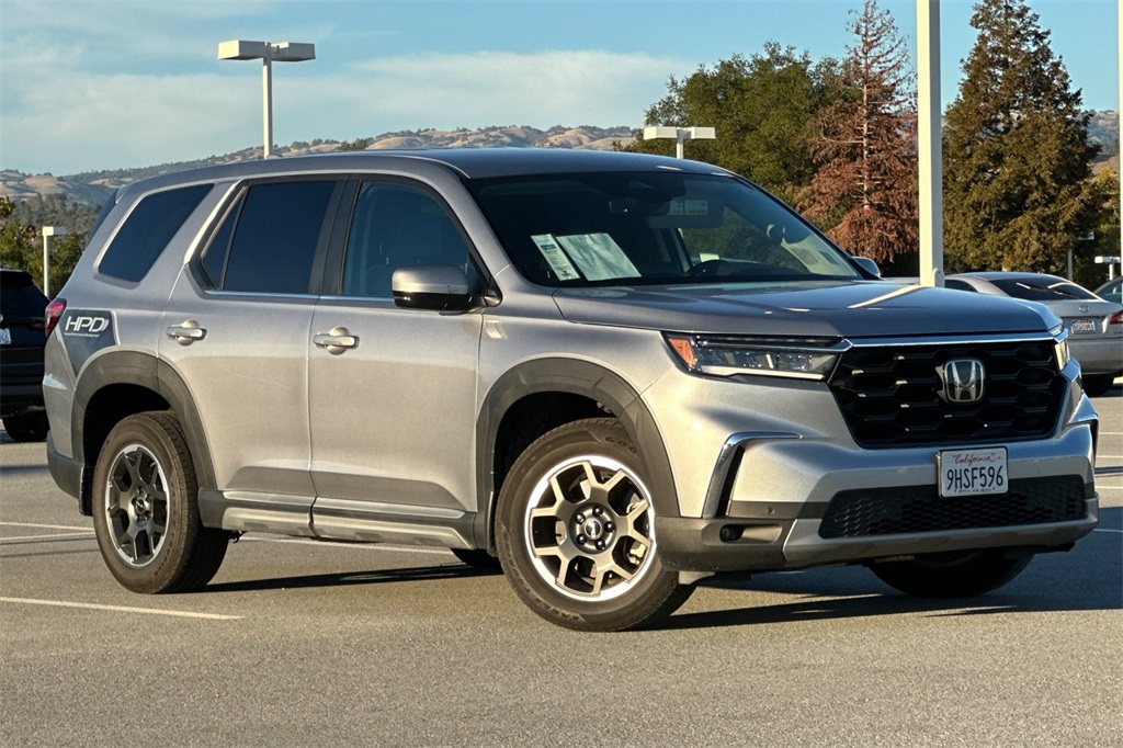 2023 Honda Pilot EX-L photo 2