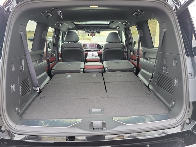 2025 Infiniti QX80 photo 30