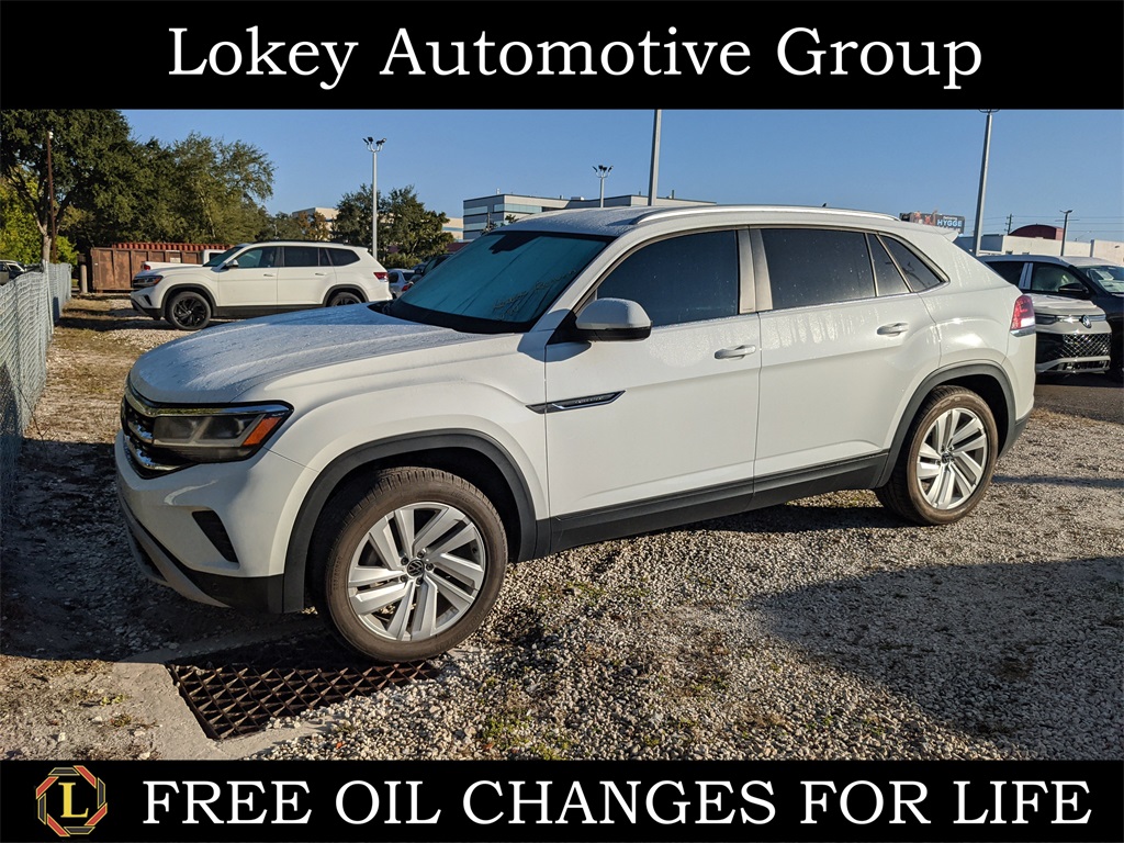 2022 Volkswagen Atlas Cross Sport SE w/Tech's photo