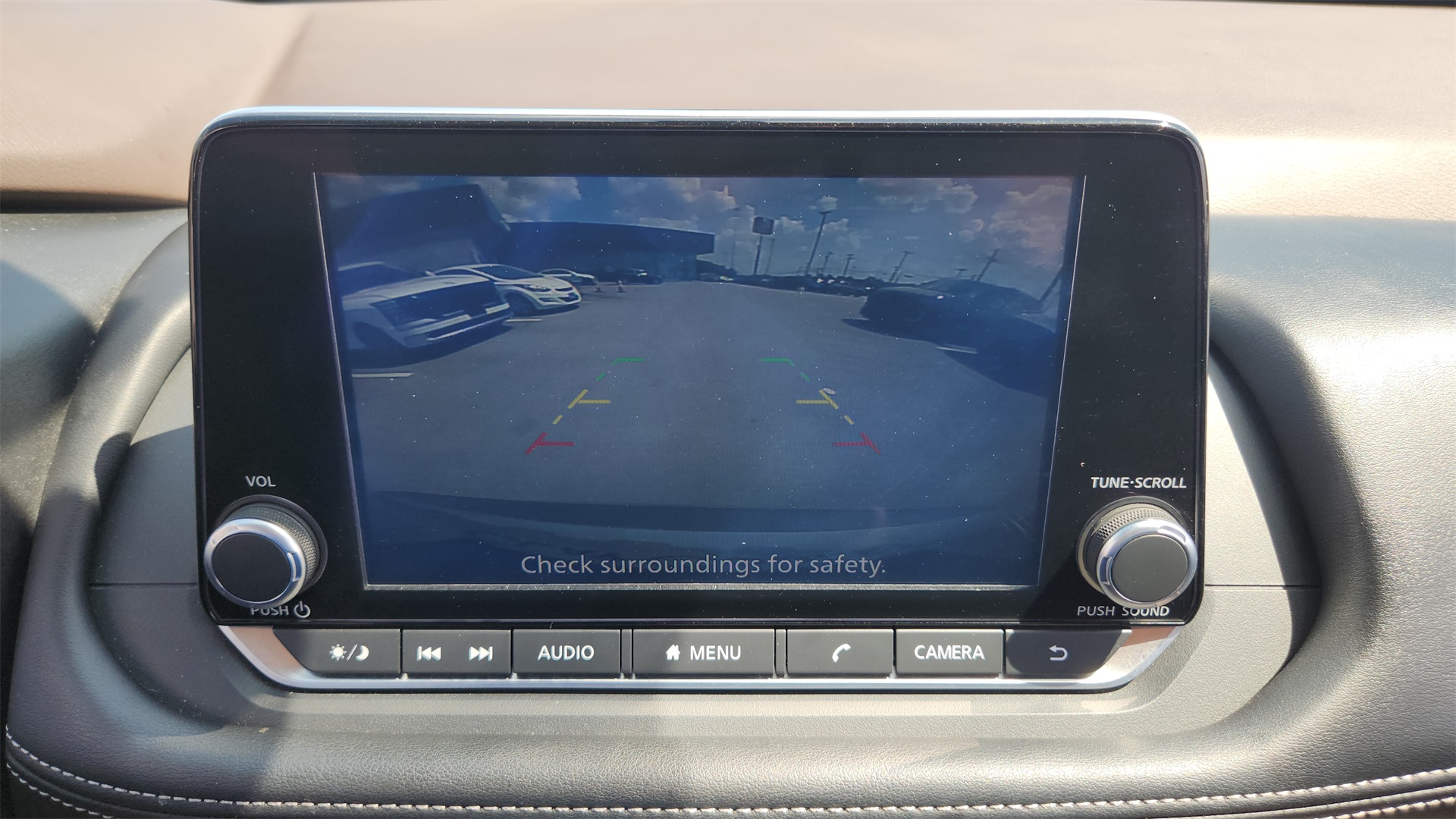 2023 Nissan Rogue SV photo 12