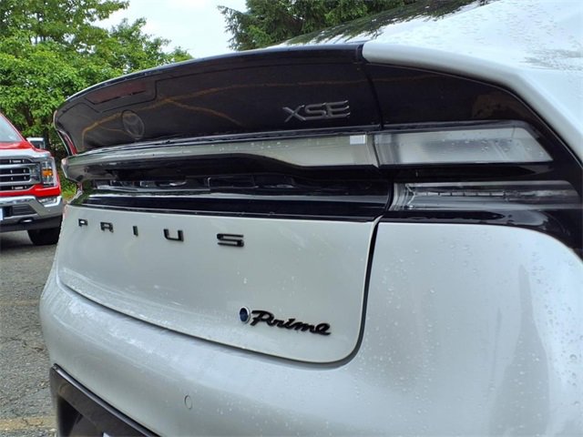 2023 Toyota Prius Prime SE Premium photo 7