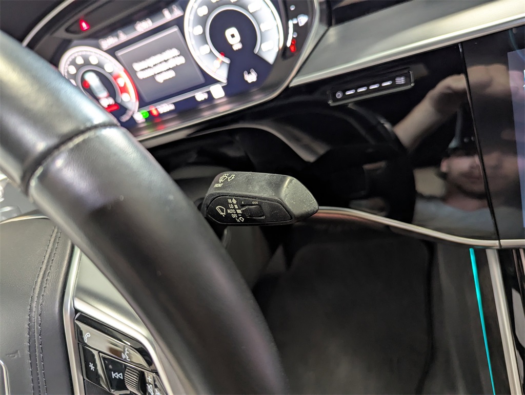 2021 Audi A8 L 55 Quattro photo 22
