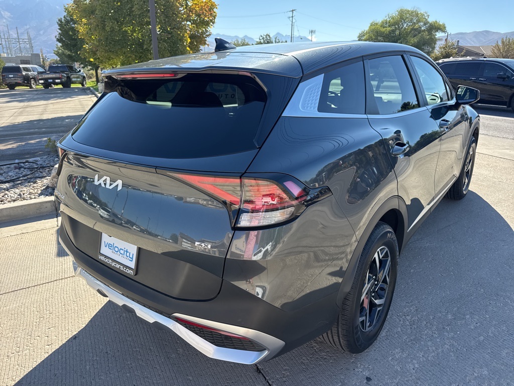 2024 Kia Sportage LX photo 4