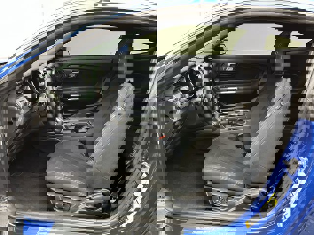 2023 Ford Mustang GT photo 3