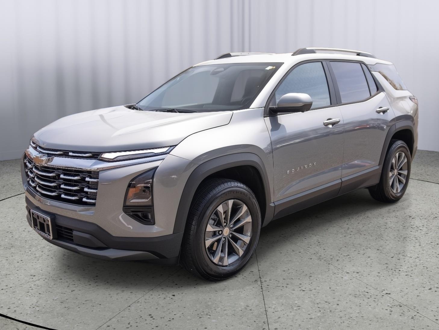 2026 Chevrolet Equinox LT photo 3