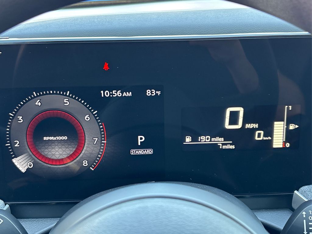 2025 Nissan Kicks SV photo 12