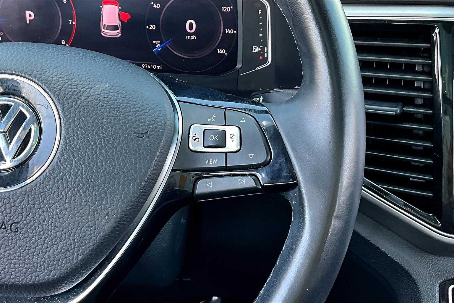2019 Volkswagen Atlas V6 SEL photo 23