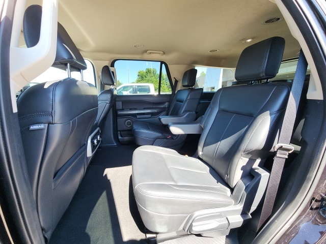 2024 Ford Expedition XLT photo 16