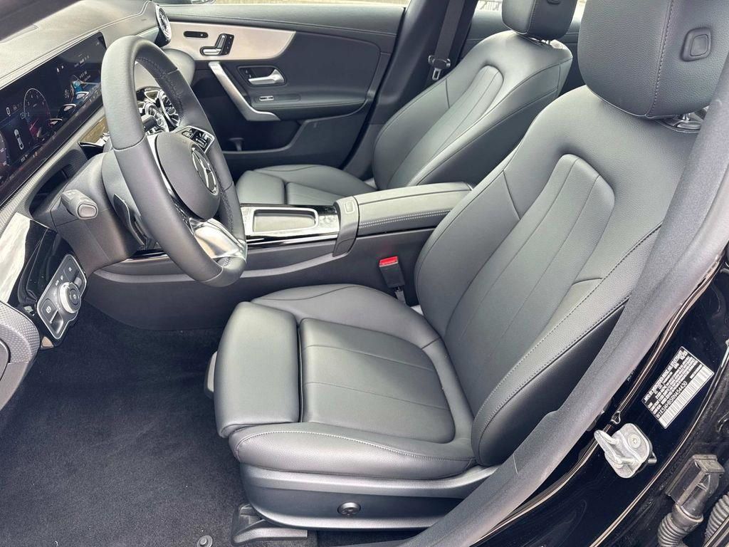 2024 Mercedes Benz CLA 250 4MATIC photo 13