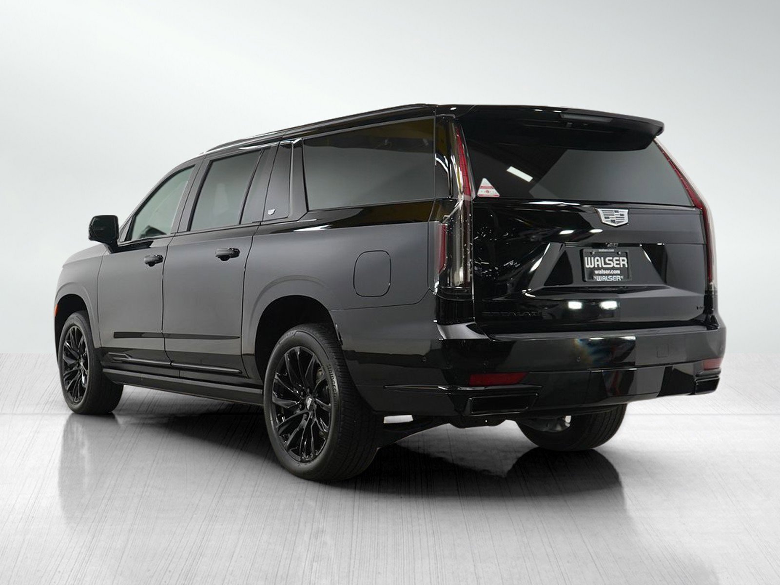 2023 Cadillac Escalade ESV Sport Platinum photo 2