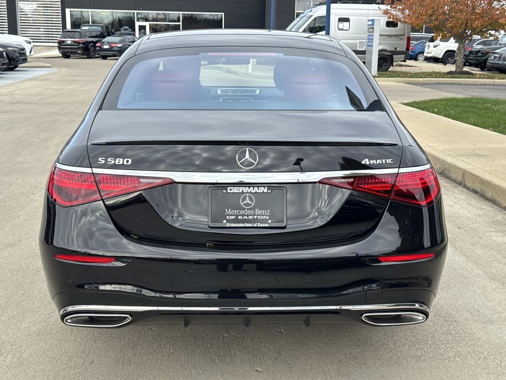 2026 Mercedes Benz S 580 4MATIC photo 4