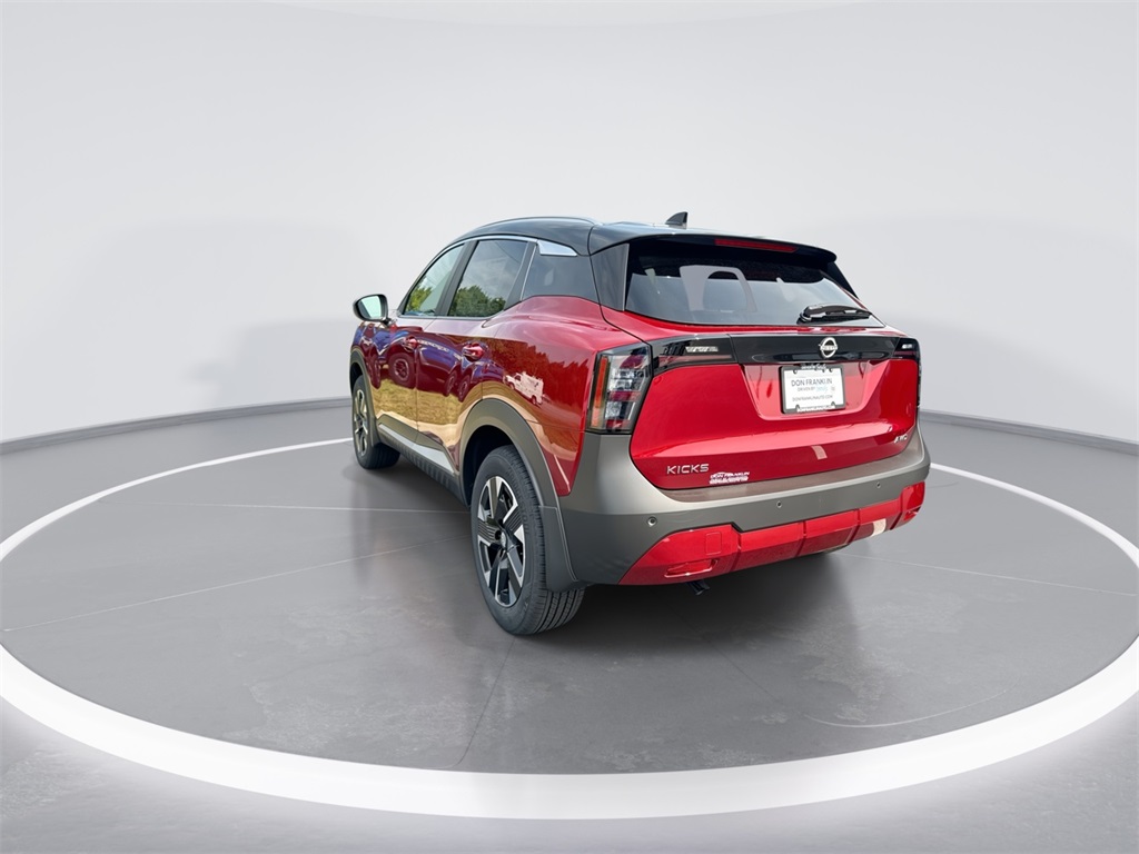 2025 Nissan Kicks SV photo 4