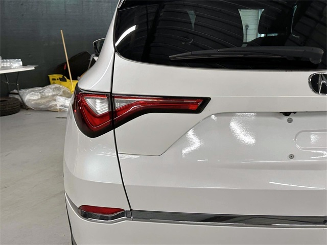 2023 Acura MDX SH-AWD photo 11