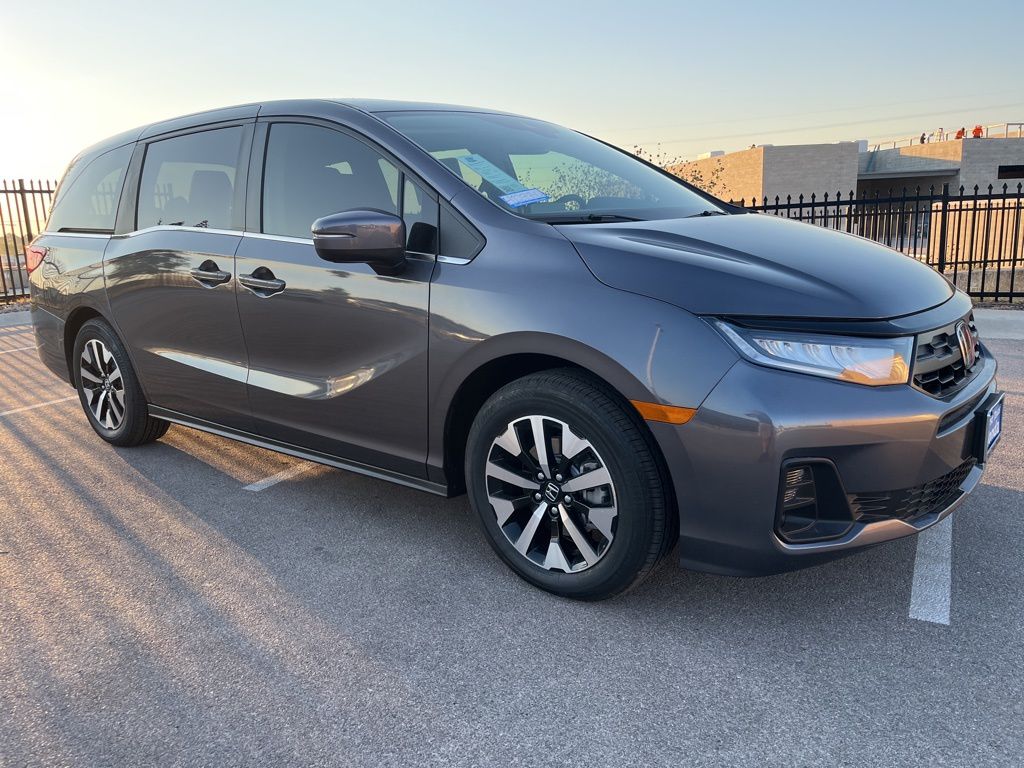 2026 Honda Odyssey EX-L photo 2