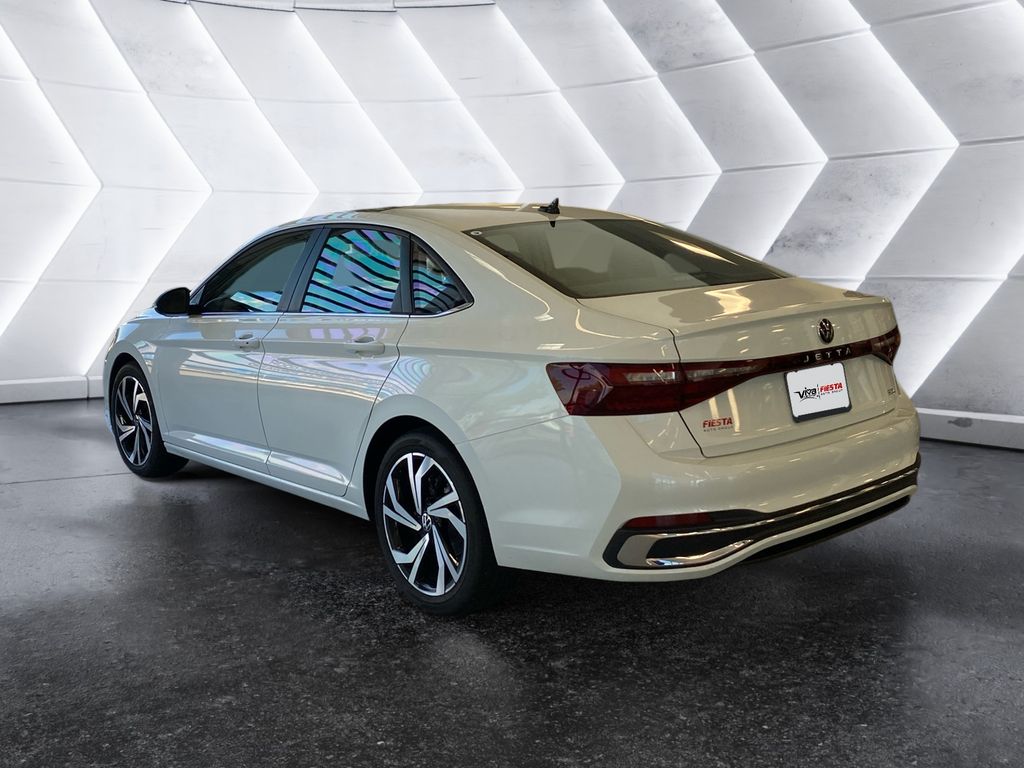 2025 Volkswagen Jetta 1.5T SEL photo 5